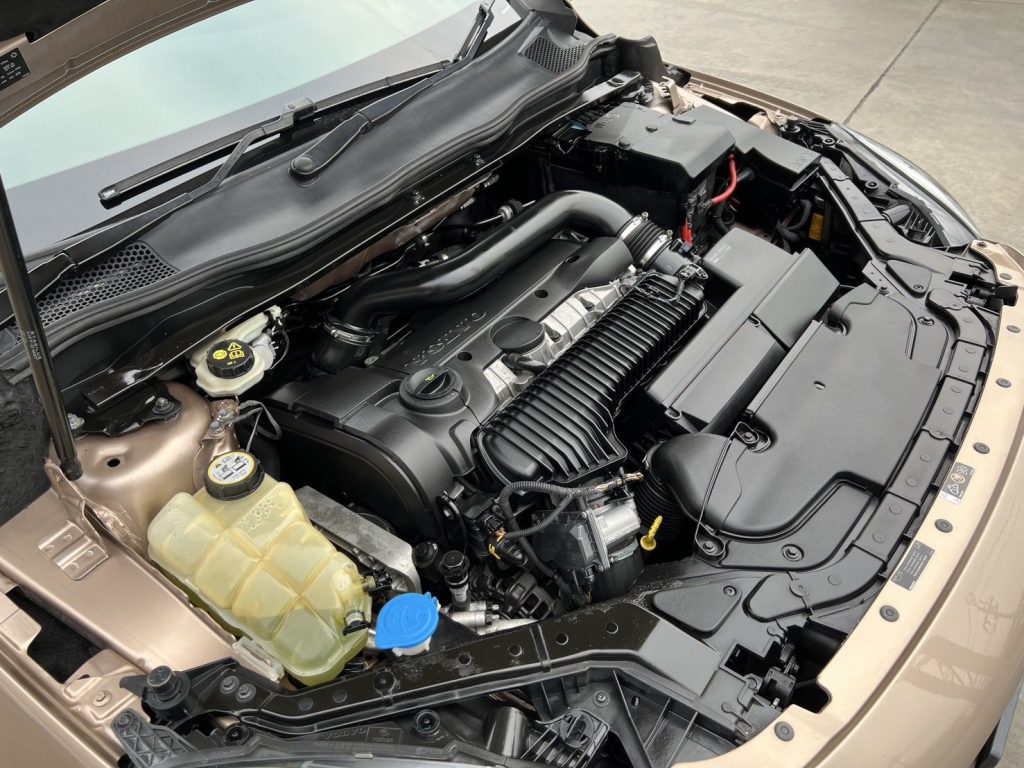 ขาย 2013 Volvo V40 2.0 T5 มือสอง กรุงเทพฯ WowCar ขายรถมือสองในประเทศไทย