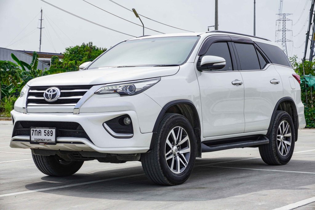 2016 Toyota ขายรถมือสองในประเทศไทย
