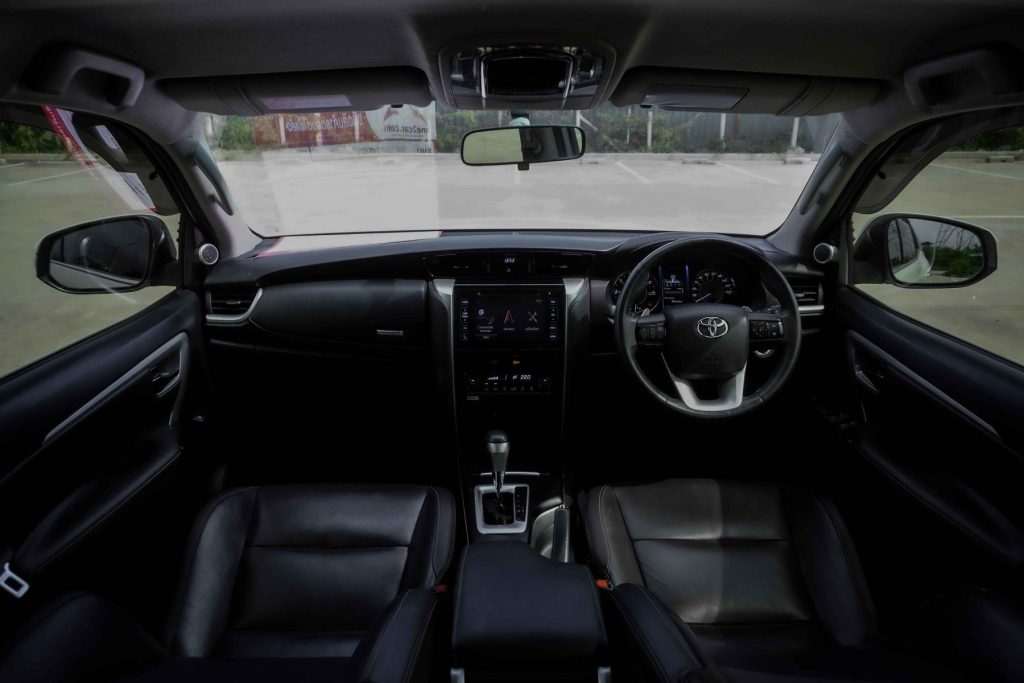 2016 Toyota ขายรถมือสองในประเทศไทย