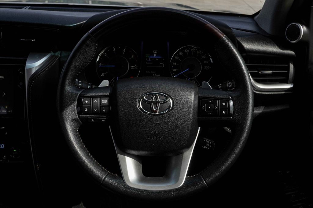 ขาย 2018 Toyota Fortuner 2.8V 4×2 AT มือสอง Perfect Car กรุงเทพฯ ขายรถมือสองในประเทศไทย