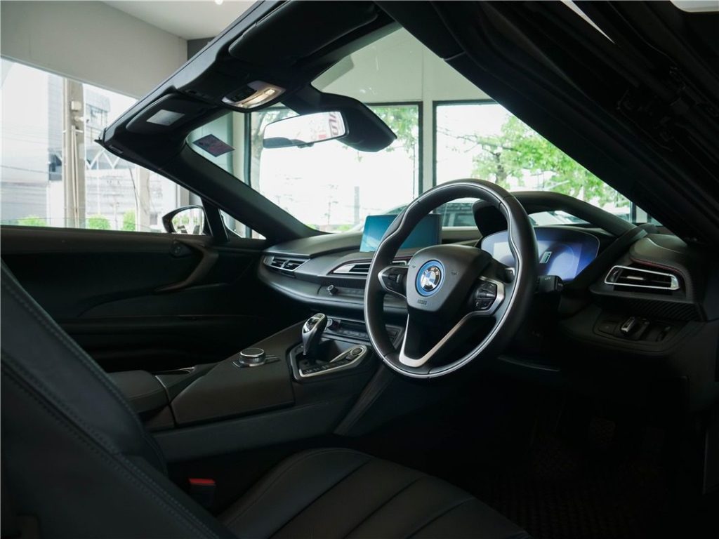 ขาย 2018 BMW i Series i8 Roadster มือสอง Koonying กรุงเทพฯ WowCar ขายรถมือสองในประเทศไทย