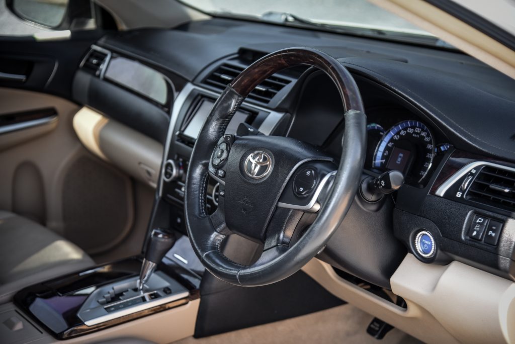 2013 Toyota ขายรถมือสองในประเทศไทย