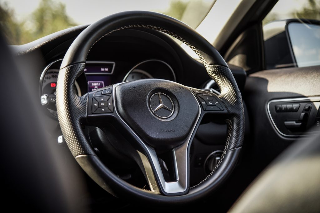 2015 Mercedes-Benz ขายรถมือสองในประเทศไทย