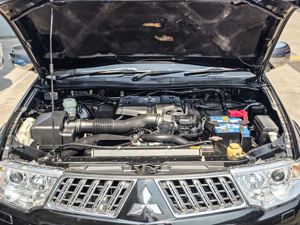 2013 Mitsubishi ขายรถมือสองในประเทศไทย