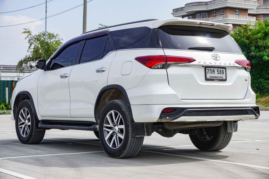 2016 Toyota ขายรถมือสองในประเทศไทย